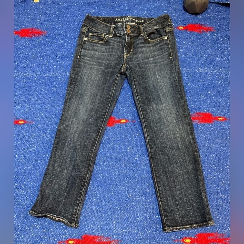 👖American Eagle outfitters artist crop stretch Jean size 2